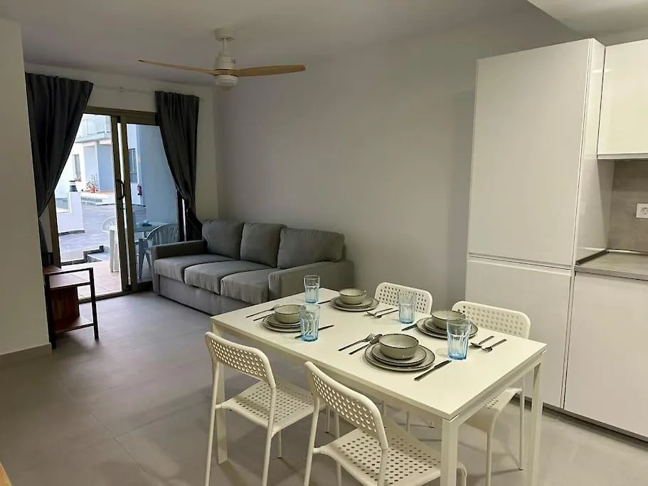 アパート Apartamento Con Vista Al Mar コスタ・デ・アンティグア